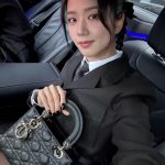 Kim Jisoo Instagram - 파리에서 가장 사랑하는 순간 🖤 @Dior @MariaGraziaChiuri #DiorAW24 @Diorbeauty @PeterPhilipsmakeup Paris, France