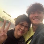 Kim Jong-kook Instagram - Reunion wid ma Mom in LA! Lol #SorryDad #NextTime #LoveLA #GoDodgers 아부지.. 또 어무니랑 왔어요.. ㅋㅋㅋ #죄송합니다아부지 그리고!!! 2019 김종국 콘서트 티켓이 오픈했어요!! 단단히 준비하고 오셔요 들 ㅎ ※ 티켓오픈 서울 : 10.04(금) 12:00 수원 : 10.04(금) 13:00 부산 : 10.04(금) 14:00 ※ 예매처 서울, 수원 : 인터파크티켓 단독 부산 : 인터파크티켓, 예스24, 티켓링크 외