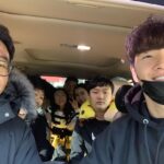 Kim Jong-kook Instagram - 매번 같은 사진이구나 싶어서 올해는 올리지말까 고민을 했는데.. ㅎ 생각해보니 이렇게 늘 같을수 있는게 참 감사한 일이네요. 모두들 소중한 분들과 함께 즐거운 명절 보내시고 새해 복 많이 받으세요! #명절 #가족 #장거리운전 #안전운전 #합천 #해인사 #삼성식당 #운전은힘들어도 #밤에운동할수있다 #다리운동날 #야호 I wasn’t gonna post this pic this time around cos its always the same pose n members... but I realized I should be grateful I get to take pictures with my family every year! Spend some quality time with your loved ones n have a Happy Lunar New Year!! #Family #LunarNewYear #LongDrive #WorthIt #TodayIsLegday #Happy #BestDriver