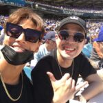 Kim Jong-kook Instagram - We r here bro!! Let's go #Dodgers !!!! Ryu's back !! #Finally #9StrikeOuts #IBroughtTheWin #Lol #AllTheWayFromKorea #Ryu #LA 현진아!! 형들이 왔다!! ㅋㅋㅋ 니가 최고다!! #역쉬내동생 #우리형내동생 #엘레이 #다저스 #우리와서이겼어 #ㅋㅋㅋ #기억해현진아 #농담이야 #티켓값만 #200 #내가다샀다 #연예인디씨없이 #14명관람