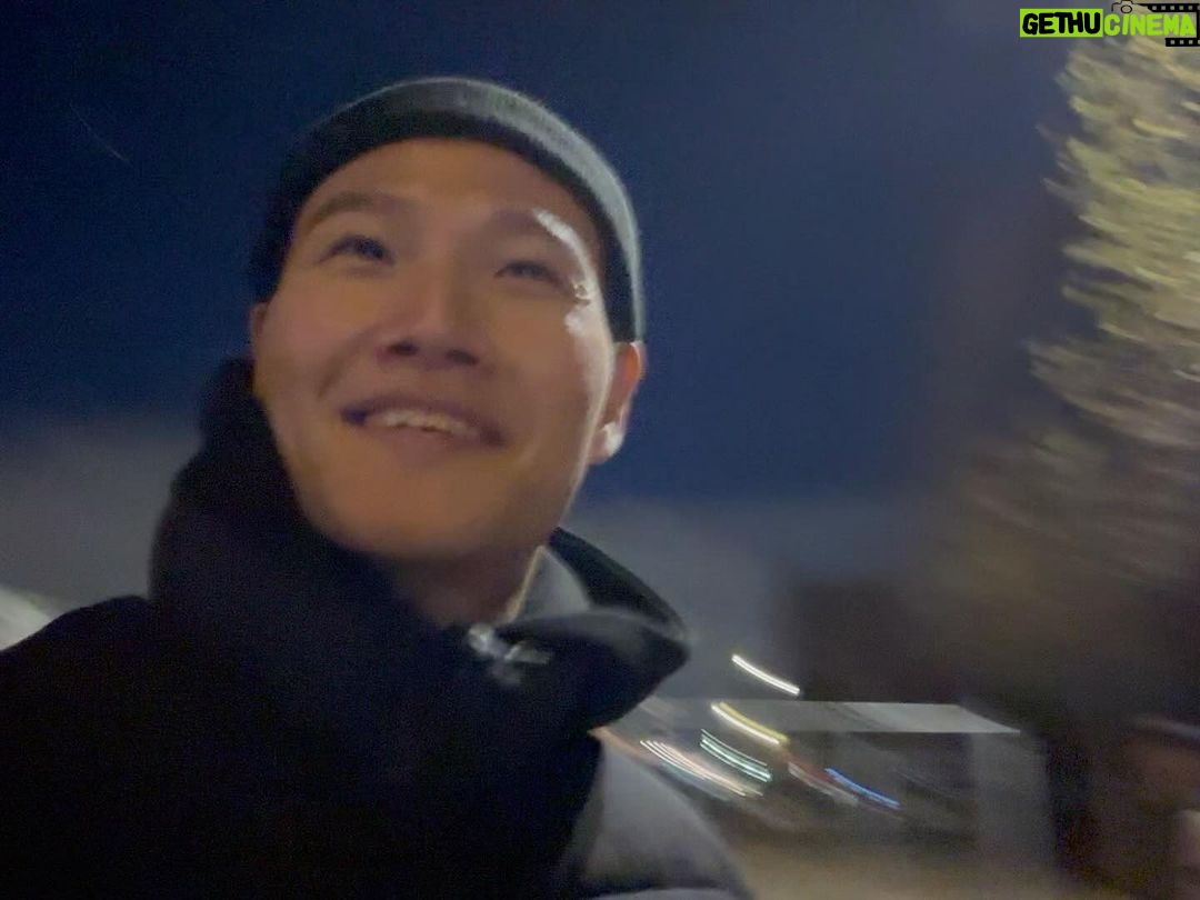 Kim Jong-kook Instagram - #파리 #PSG #직관 #관광객