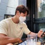Kim Jong-kook Instagram - 왜 저러고 노려본거여 ㅋㅋㅋ #눈크네 what r u lookin at ? Kkkkk #DontSayIHaveSmallEyesAnyMore Lol