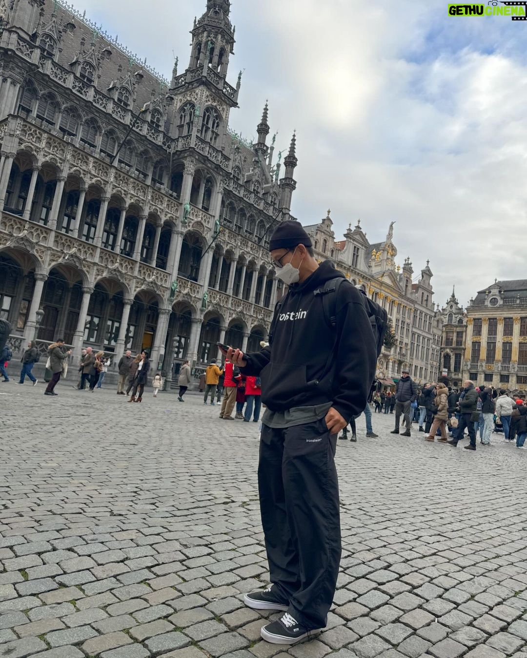 Kim Jong-kook Instagram - #벨기μπ§πͺ #μμ΄μΈμνμΈ #λ¨λ²μ μ¬ #λ°μ§λ³΄μ¨λλ° #Ironstein