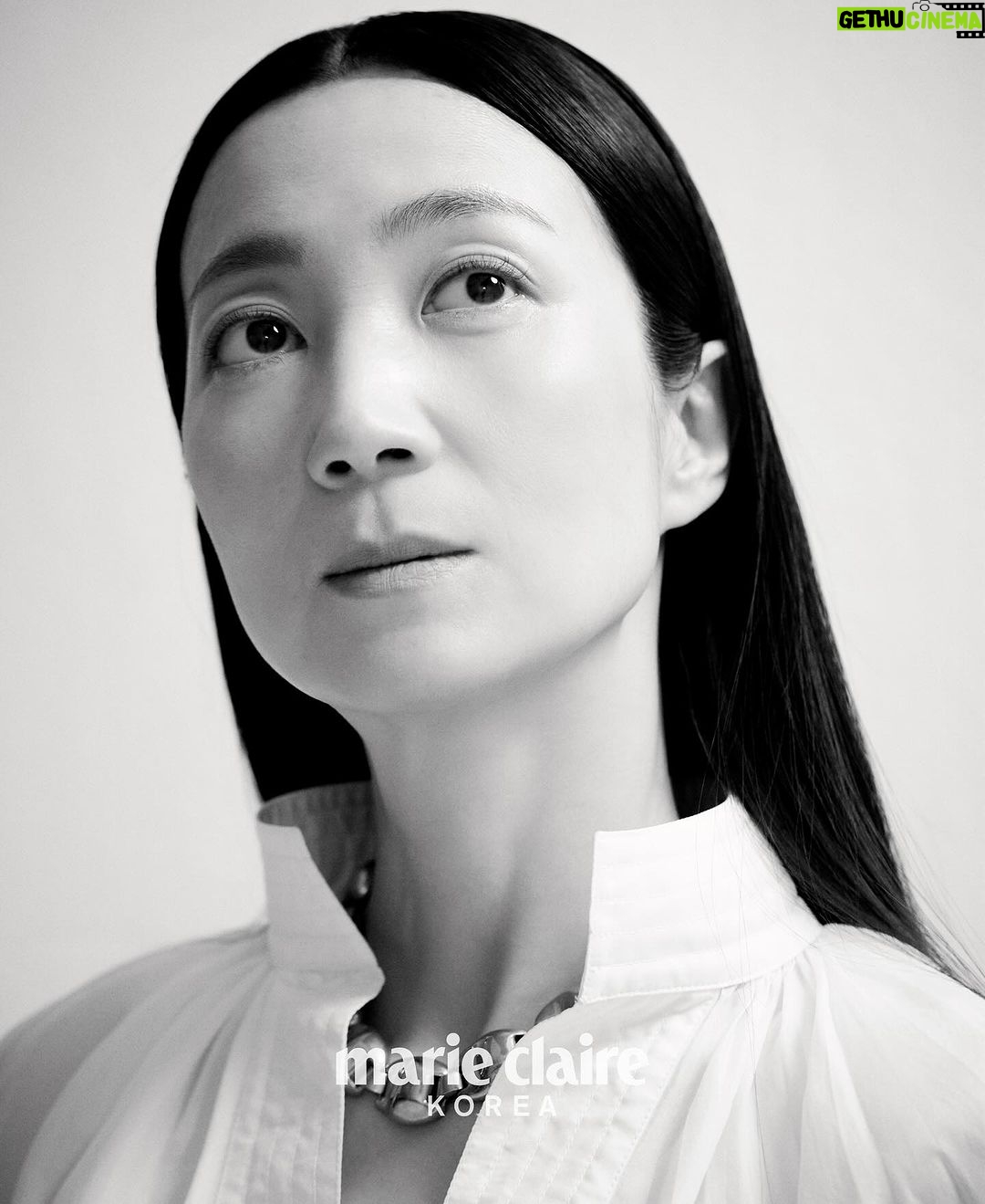 Kim Joo-ryoung Instagram - @marieclairekorea 젠더 프리 화보 🩷 제 인터뷰는 @marieclairekorea 3월호에서 확인하실 수 있어요.