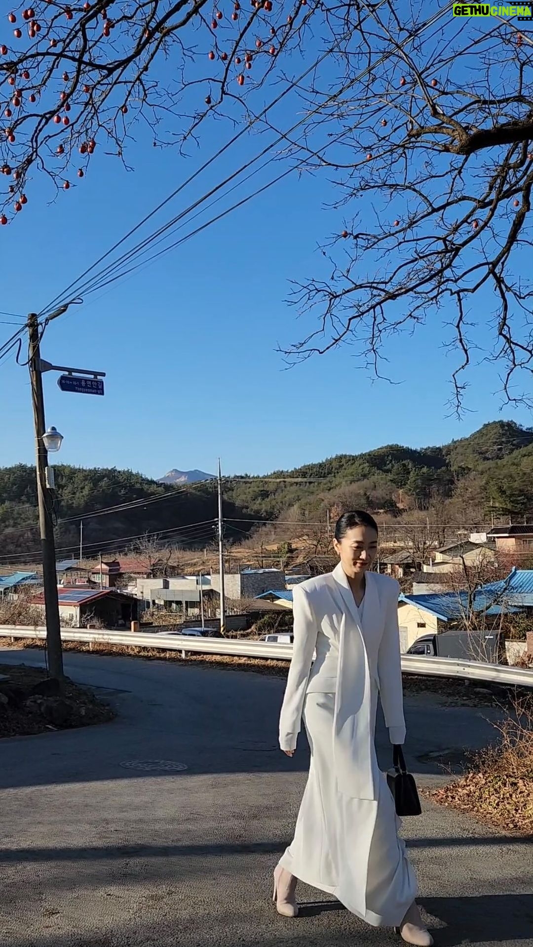 Kim Joo-ryoung Instagram - 눈물의 여왕 촬영 중💕