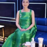 Kim Joo-ryoung Instagram - 회사에서 찍어준 사진 . 참 평온한 미소가 맘에 드는 사진이네요 😍