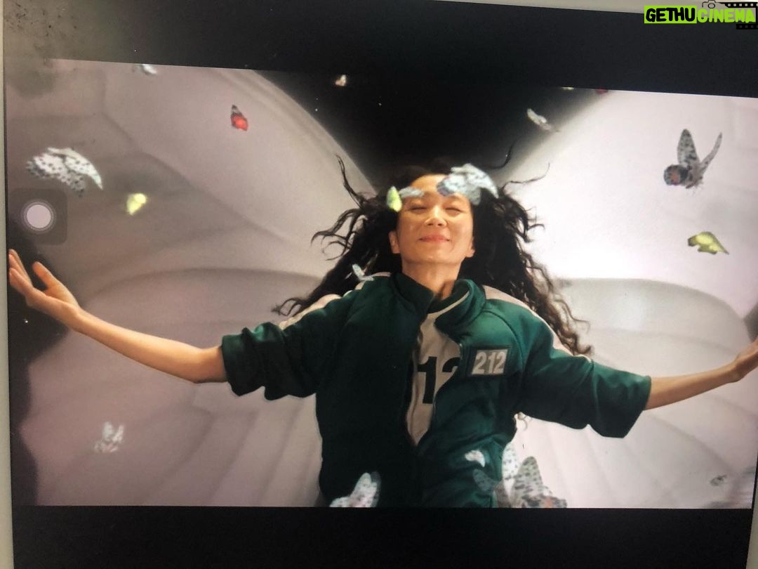 Kim Joo-ryoung Instagram - 2022 bye ❤️ #감사합니다