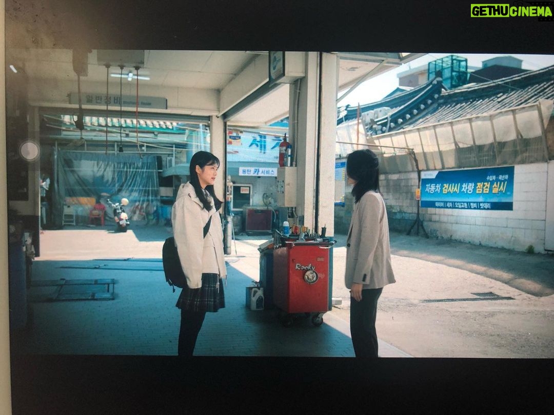 Kim Joo-ryoung Instagram - 2022 bye ❤️ #감사합니다