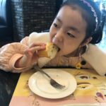 Kim Joo-ryoung Instagram - date with my baby❤️#서점데이트 #날이좋아서 #행복한휴일되세요