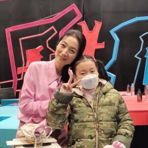 Kim Joo-ryoung Instagram - 드디어 실제로 만나뵜어요! 😍어머 김숙언니랑 저랑 정말 많이 닮았네요ㅋㅋ @4000man_ #김숙최고 #동상이몽2_너는내운명 I finally met Kim Sook,the best comedian and famous MC in Korea. We both look a lot alike😆나의 겸둥이 Kate도 깜짝출연~