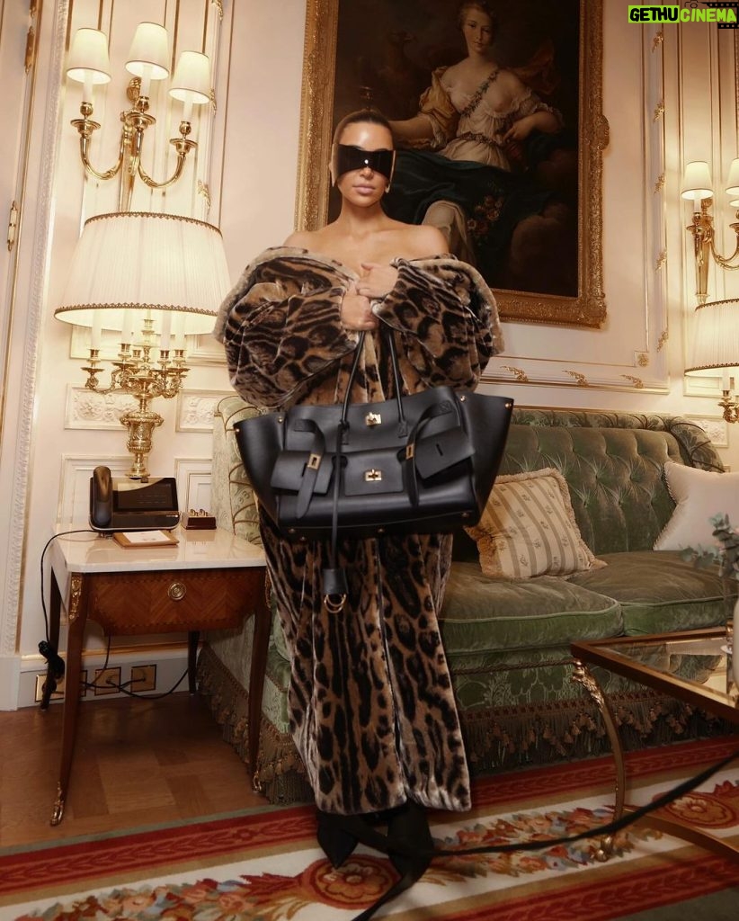 Kim Kardashian Instagram - Balenciaga Couture 🐆