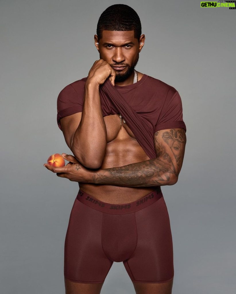 Kim Kardashian Instagram - @USHER in our most-wanted base layers. New SKIMS Mens Underwear drops Monday, February 12 at 9AM PT / 12PM ET. Another juicy surprise: The Grammy-winning icon’s new album, COMING HOME, launches Friday, February 9 midnight EST worldwide and SKIMS is releasing an exclusive, limited edition digital download version with alternative album cover with bonus track “Naked,” available only on skims.com for 1 week. Join the waitlist list to be the first to shop. 📸 @donnatrope