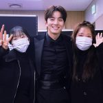Kim Min-gue Instagram - 안녕하세요 배우 김민규입니다. 제가 이렇게 큰 상을 받았다는게 아직도 믿기지않네요. 긴장을 너무많이해서 제대로 소감을 전하지 못한 것 같아 짧게나마 다시 한번 소감을 남겨보려합니다. 일단 사내맞선이라는 작품이 정말 많은분들께 사랑을 받았다는게 또 한번 실감이 났습니다. 트로피가 정말 무겁더라구요. 그 무게만큼 앞으로 더욱더 열심히 연기하는 배우 김민규가 되겠습니다. 소감때 너무 긴장해서 이름을 까먹어버린 우리 한경쌤,광미누나,양갱쌤 그리구 현장에서 고생한 우리 신영이, 희지, 혜주 그리구 홍보팀 가영이 너무 고생많았구 몸만들어주신다구 고생한 자곤쌤, 초해쌤 너무 감사하구! 정해익대표님 너무 감사합니다! 무엇보다 팬 여러분들께 너무나 고맙고 감사합니다! 앞으로 더욱더 열심히 하겠습니다. 그리구 정말 바쁘게 달려온 한해였는데요, 여러분 모두 고생 많으셨고 신년에도 하는 일 전부 대박나시고 건강하시길! 새해 복 많이받으세요!