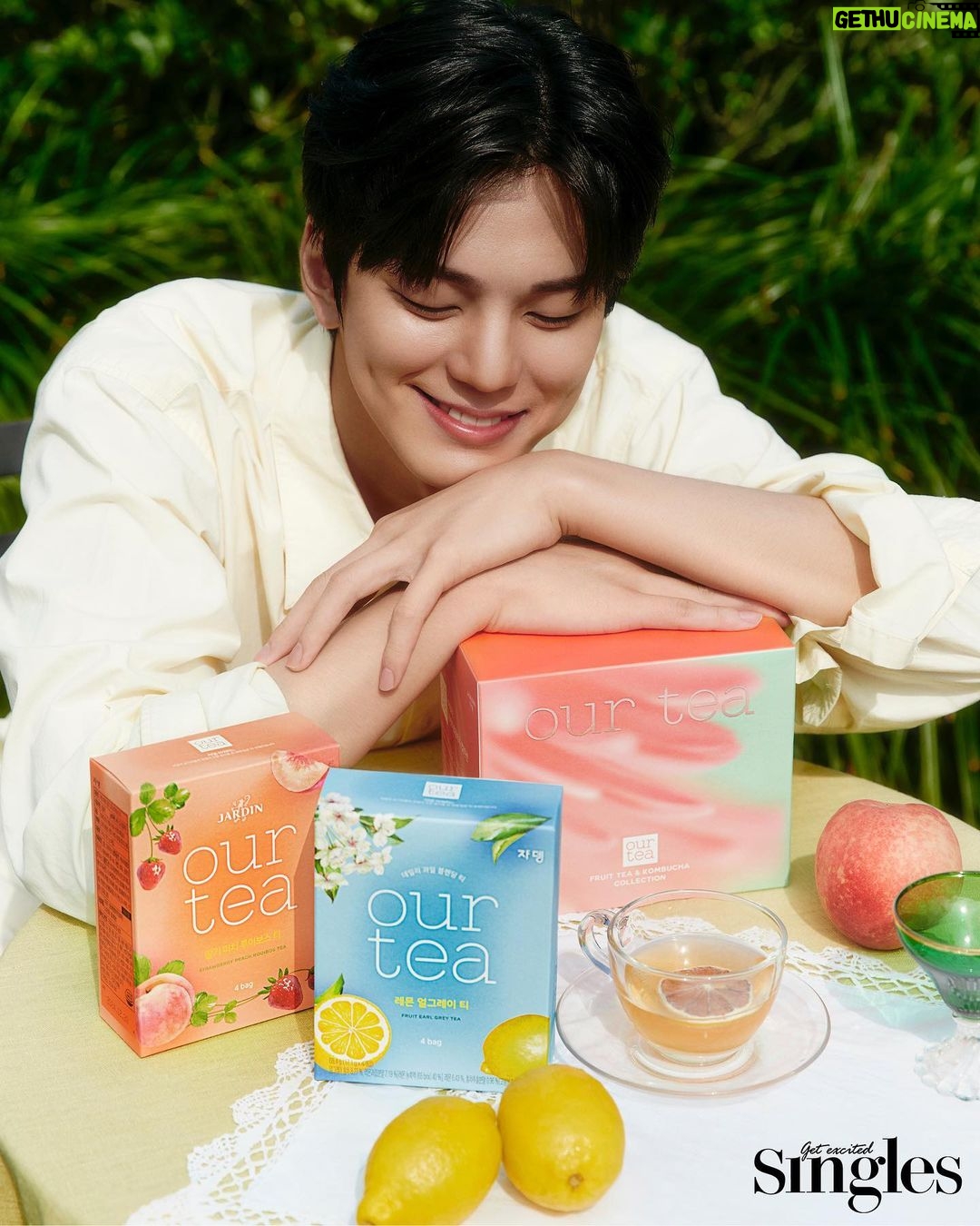 Kim Min-gue Instagram - @jardin_official #쟈뎅 #아워티 #싱글즈매거진