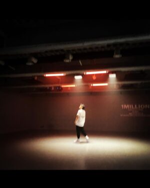 Kim Min-jae Instagram - 춤 추고 싶드…🕺