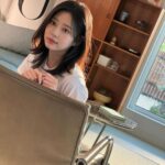 Kim Min-ju Instagram - 2024 시즌그리팅🤎