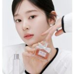 Kim Min-ju Instagram - @diorbeauty #광고 사랑을 담은 핑크빛 향기를 선물해 보아요오🎀✨ #미스디올 #미스디올오드퍼퓸 #미스디올미니미스