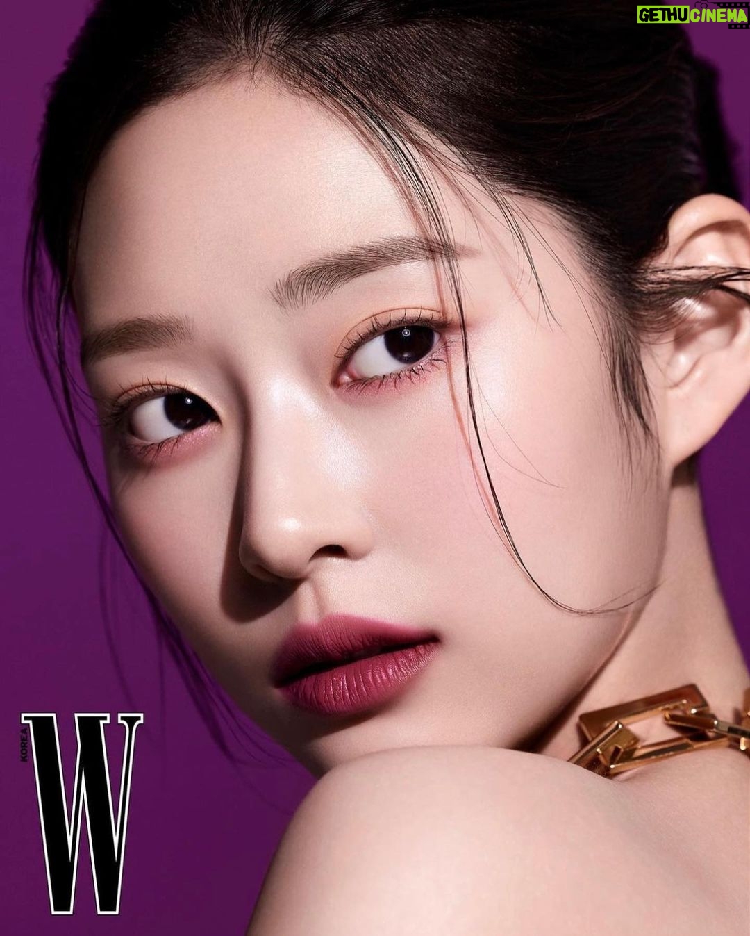 Kim Min-ju Instagram - @tomfordbeauty @wkorea