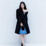Kim Min-ju Instagram - 2023년 2월23일 오후10시 미우치아 프라다와 라프 시몬스가 함께하는 프라다 FW23 여성복 컬렉션, 프라다 닷컴을 통해 함께해요💙 #광고, #PradaFW23 and #PradaMoon