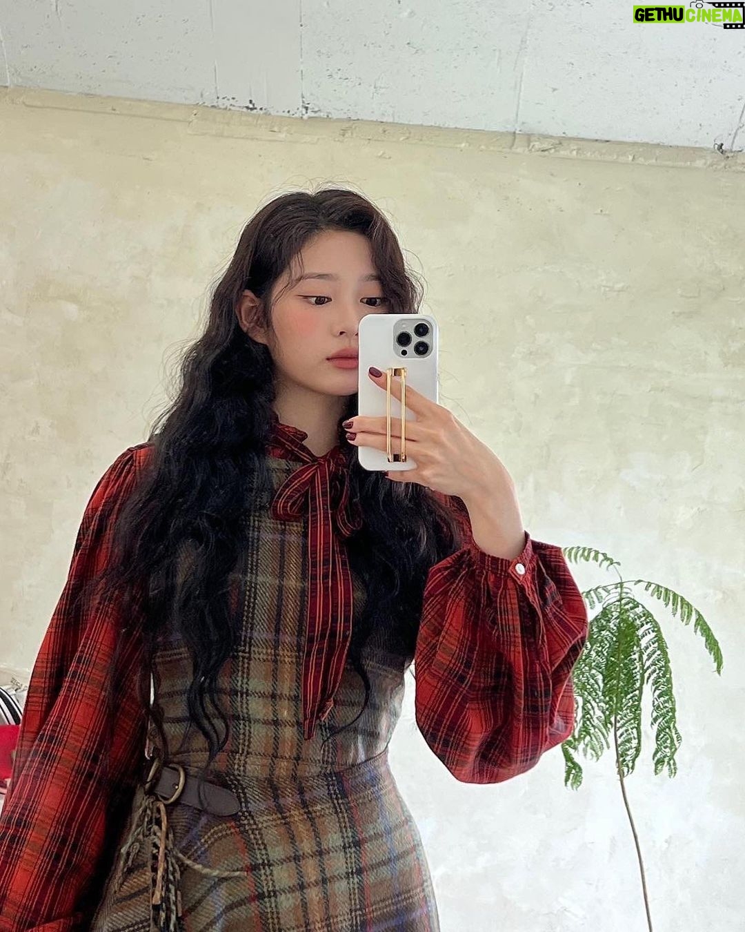 Kim Min-ju Instagram - @poloralphlauren 🌱🌿