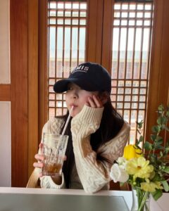Kim Min-ju Instagram - ☕️