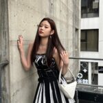 Kim Min-ju Instagram - @Prada #광고 #Prada #PradaTropico 5월 13일 ~ 6월 12일 더 현대 서울 프라다 트로피코 팝업 스토어에서 만나요😊🙌 The Hyundai Seoul / 더현대서울