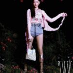 Kim Min-ju Instagram - @wkorea @rogervivier 💐At Roger Garden🌹✨