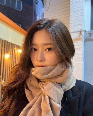 Kim Min-ju Instagram - 🌨🧦