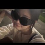 Kim Min-ju Instagram - 미리 보낸 여름🫐🐬💙 Hawaii