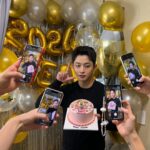 Kim Min-seok Instagram - 새해 인사가 늦었네요. 정신없이 세 작품을 하다 보니.벌써 2024년이 되어버렸네요.저를 챙기고 걱정해 주시고 도와주신 모든 분들께 감사드리고 저도 누군가에게 좋은 에너지만 줄 수 있는 좋은 어른이 되도록 노력하겠습니다. 2024년도에는 여러분 모든 분들이 행복한 일만 가득한 한 해였으면 좋겠습니다. 새해 복 많이 받으세요!!