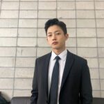 Kim Min-seok Instagram - 몇년만에 정장인지..#코로나조심