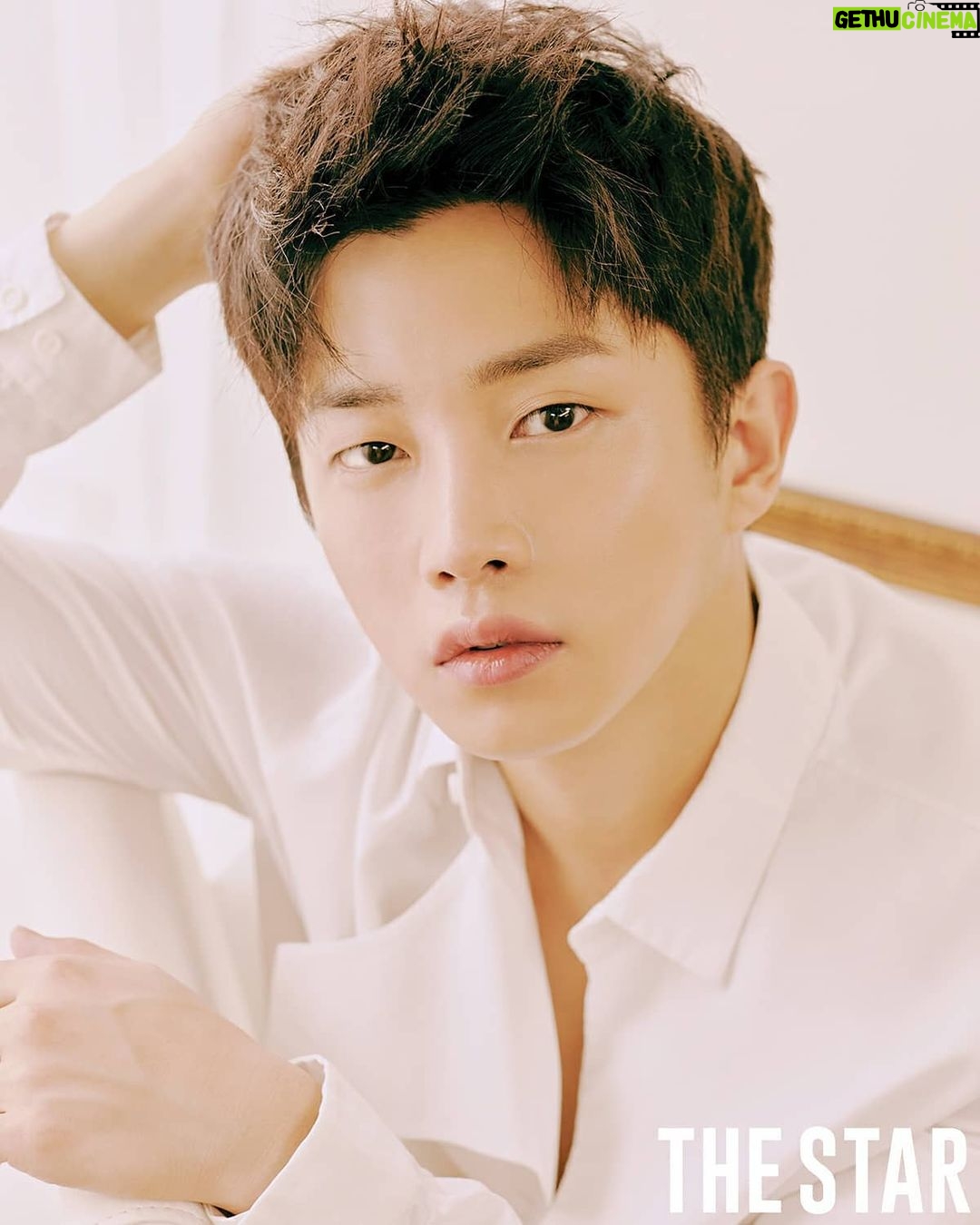 Kim Min-seok - 125.2K Likes - 더스타 9월호. 휴..#코로나19꺼져라