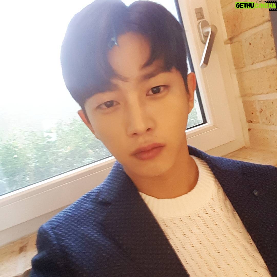 Kim Min-seok - 137.6K Likes - #이번생은처음이라 오늘 방송!