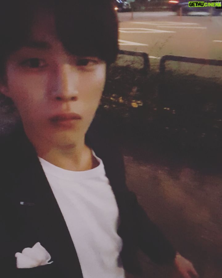 Kim Min-seok Instagram - 원석이 어디가니? #이번생은처음이라