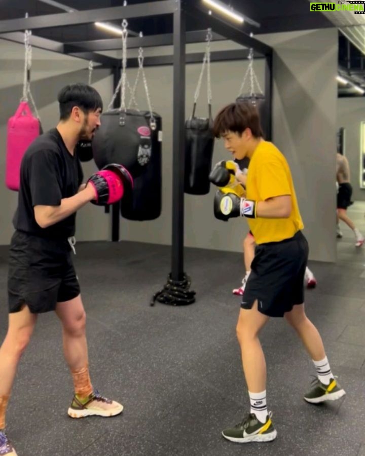 Kim Min-seok Instagram - Keep going🥊 @stsboxing_ @lovewook_ STS Boxing