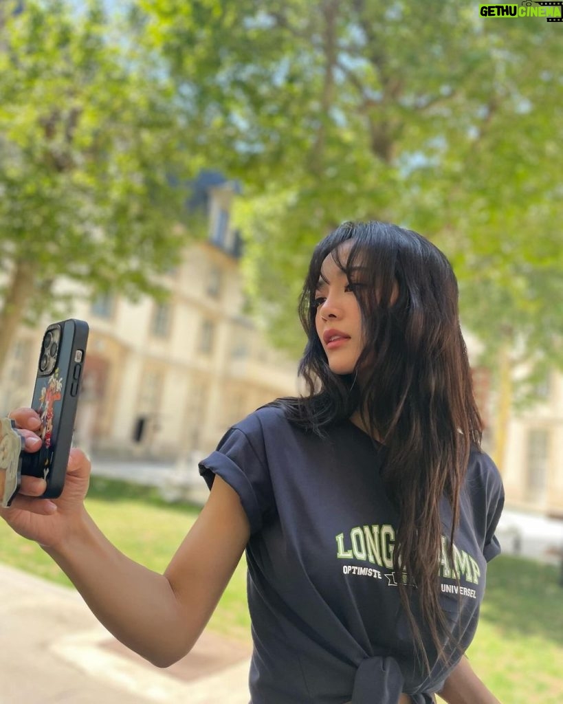 Kim Se-jeong Instagram - @longchamp #Longchamp #Longchampss24 #LongchampUniversity #롱샴 #롱샴유니버시티 셀피 폭탄❤️