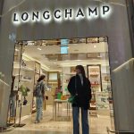 Kim Se-jeong Instagram - @Longchamp #LongchampxRobertIndiana #LongchampLOVE © Morgan Art Foundation, LLC. Licensed by Artestar, New York.