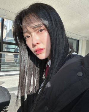 Kim Se-jeong Instagram - 그 시절 우리가 뭐시기 뭐시기...🤭

@tvn_drama 
9시 20분 #경이로운소문2 본방사수