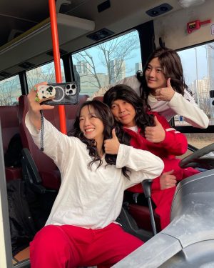 Kim Se-jeong Instagram - 도 하나
도 둘
도 셋

#경이로운소문2 오늘 밤 
@tvn_drama 9시 20분
