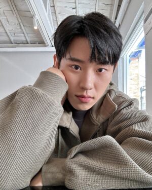 Kim Sung-cheol Instagram - 철2