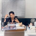 Kim Sung-cheol Instagram - ✂️🧷