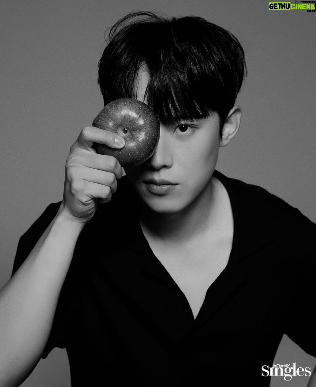 Kim Sung-cheol Instagram - @singlesmagazine