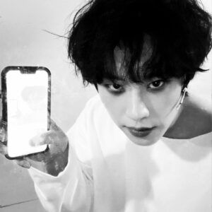 Kim Sung-cheol Instagram - L입니다만