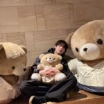 Kim Sung-cheol Instagram - 촬영장에귀여운🧸