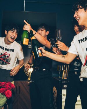 Kim Woo-sung Instagram - [Heal Together]

📸 @_visualeyez_