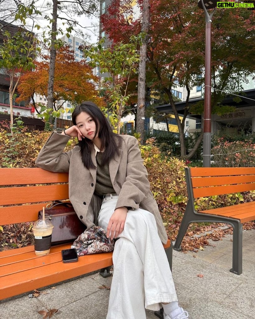 Kim You-jung Instagram - 오늘, 11월 모음집.