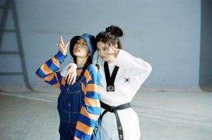 Kim You-jung Instagram - 필름 카메라 속의 추억. 

#20세기소녀