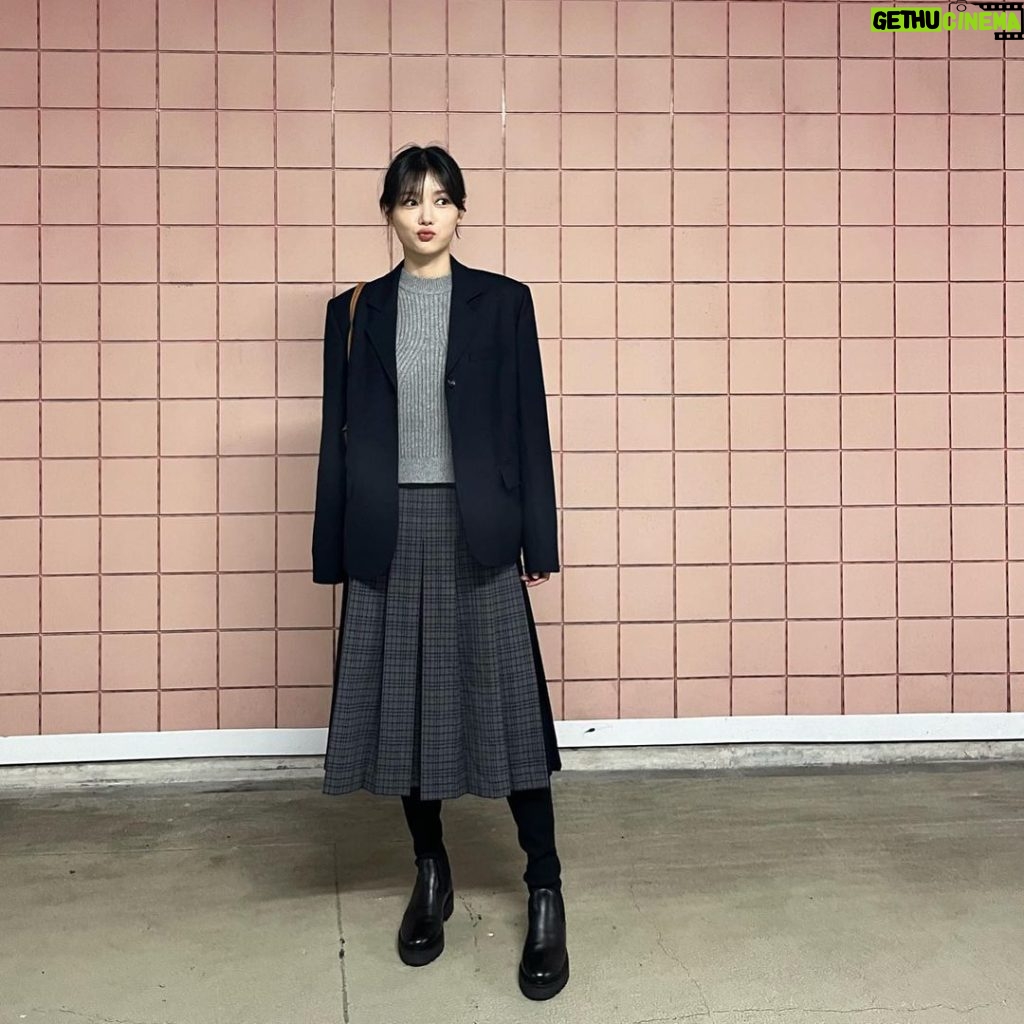 Kim You-jung Instagram - 부산국제영화제 이모저모! 🎞️ . NETFLIX Original Movie 💜20세기 소녀💜 . #20thCenturyGirl #BIFF