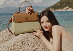 Kim You-jung Instagram - 🌊🏝
@couronne_official #Couronne 
@sixsensesninhvanbay @jasontravel_korea