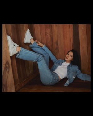 Kim You-jung Instagram - CK.
#말모메타 #calvinklein